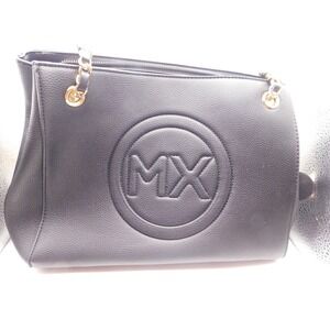 MAX STUDIO Signature Black Pebble Grain Tote Purse